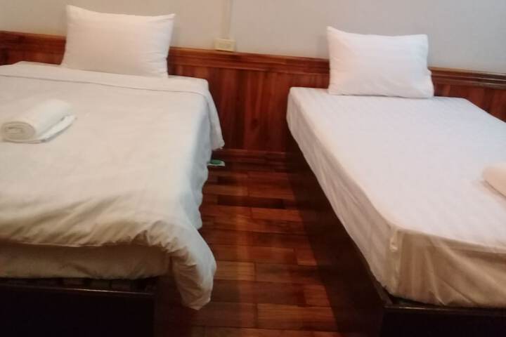 Room 28 of 78