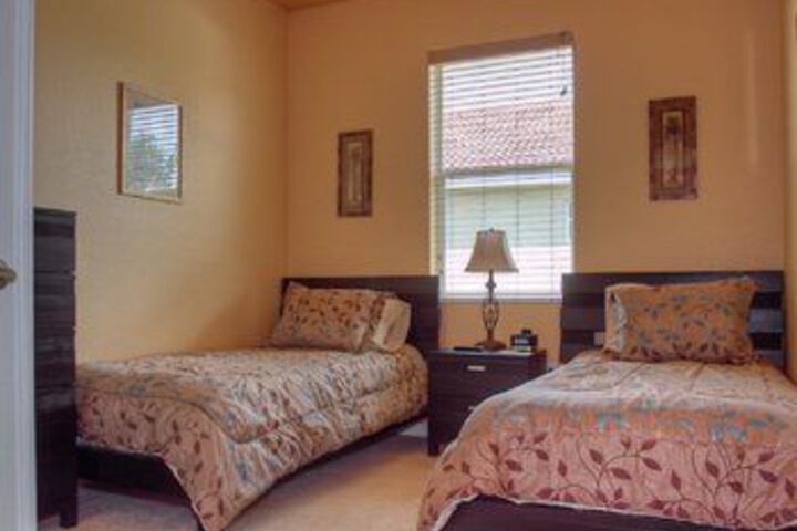 Room 8 of 24