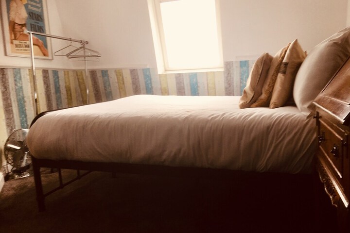 Room 26 of 42