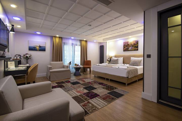 Room 26 of 68