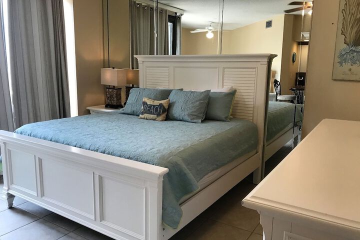 Room 27 of 123
