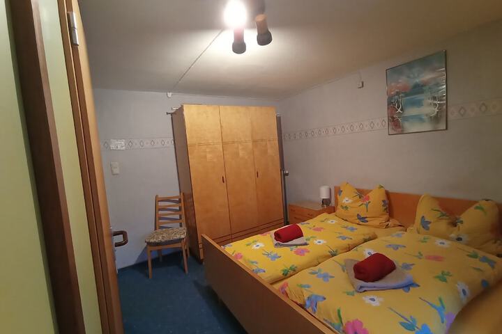 Room 4 of 31