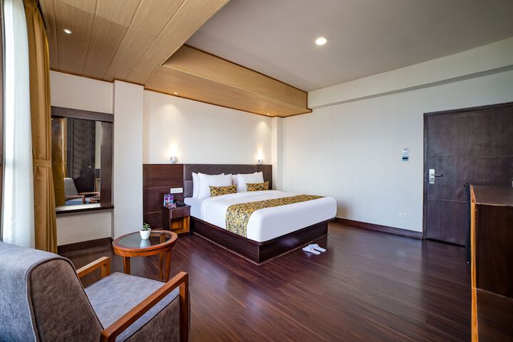 Room 12 of 40