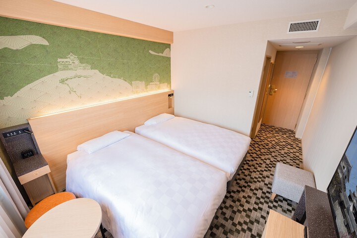 Room 30 of 120