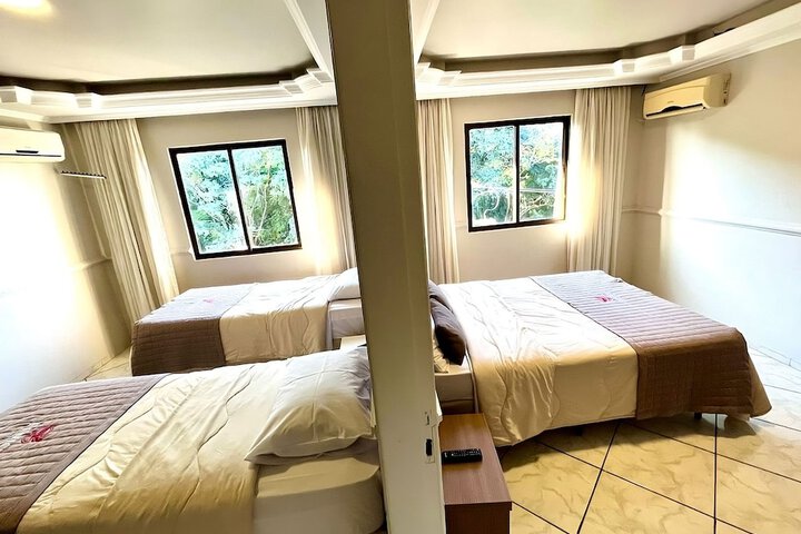 Room 33 of 52