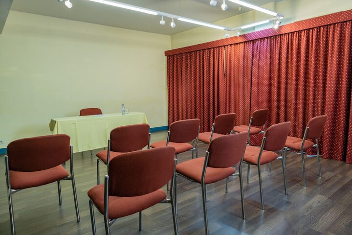 Meeting 33 of 37