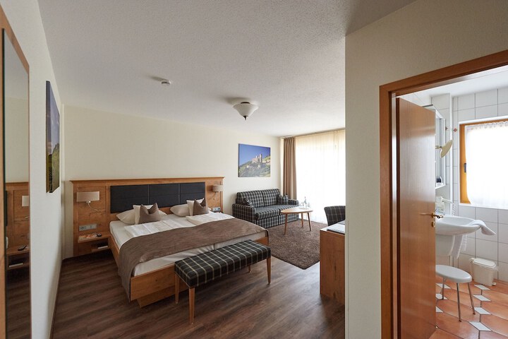 Room 16 of 56