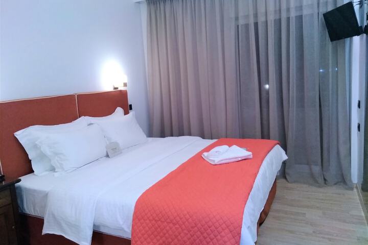Room 11 of 71