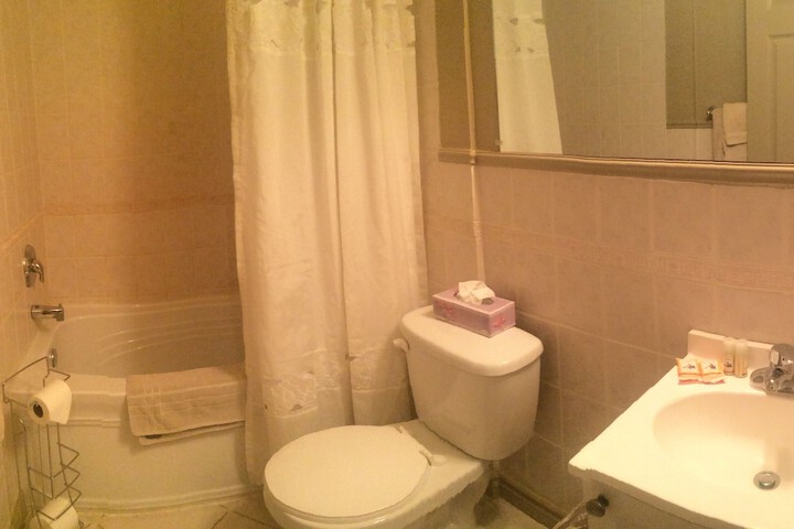 Room 16 of 45