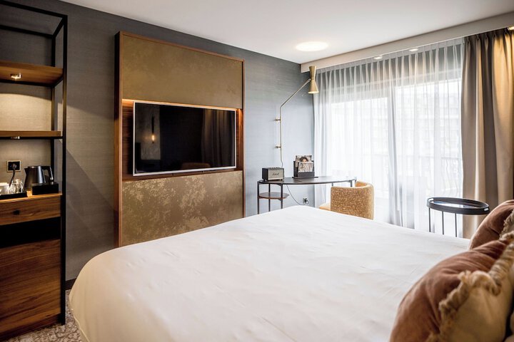 Room 13 of 45