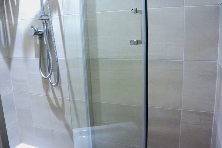 Room 128 of 162
