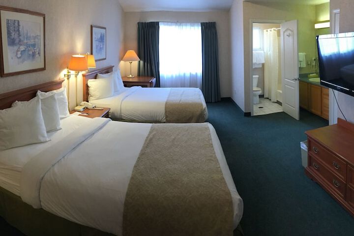 1 King Bed (8 of 14)