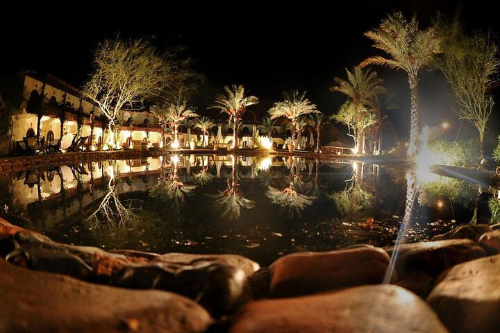 Pool Hotel