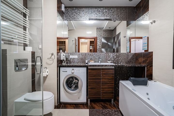 Clean Restrooms