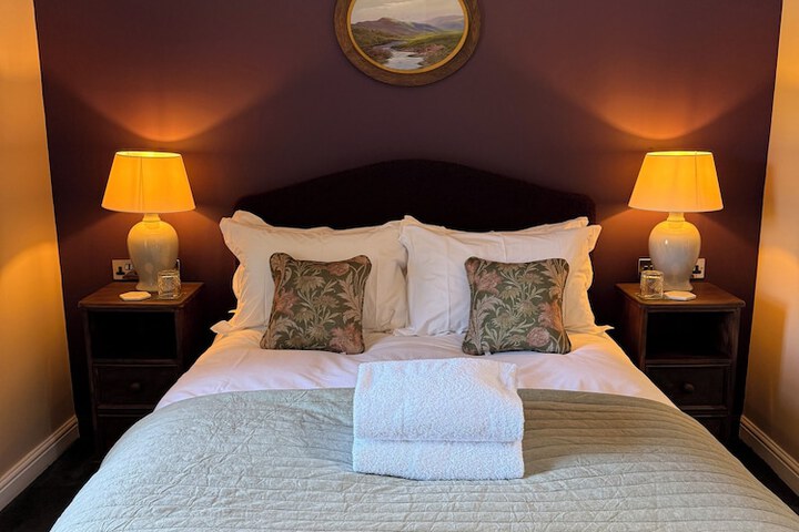 Room 28 of 53