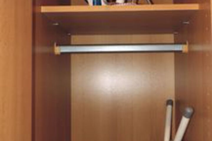 Room 35 of 71
