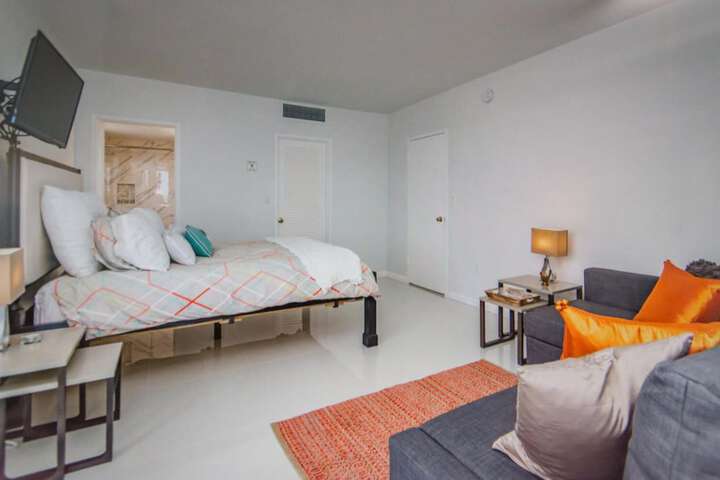 Room 63 of 157