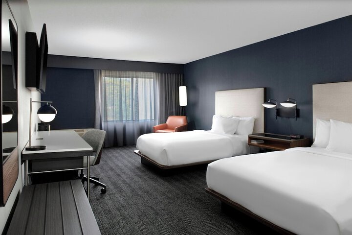 Room 17 of 48