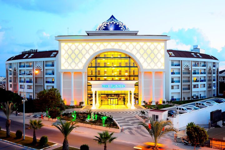 Hotel 44 of 51