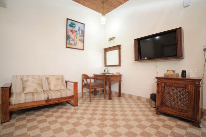 Room 21 of 50