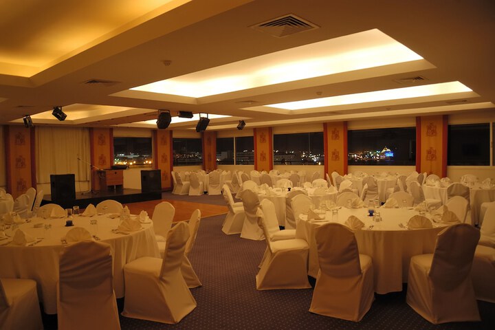 Ballroom/Hall 50 of 63