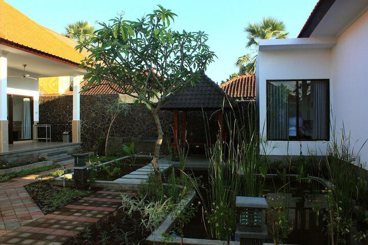 Terrace/Patio 7 of 24