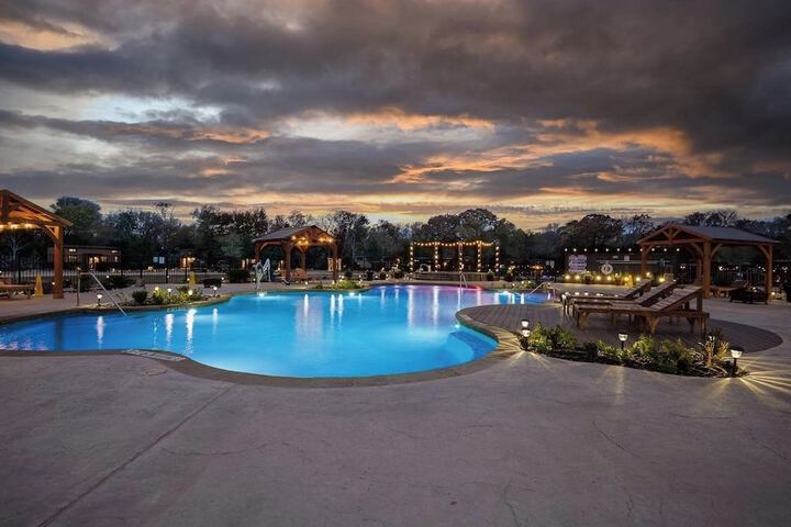 Pool 31 of 119
