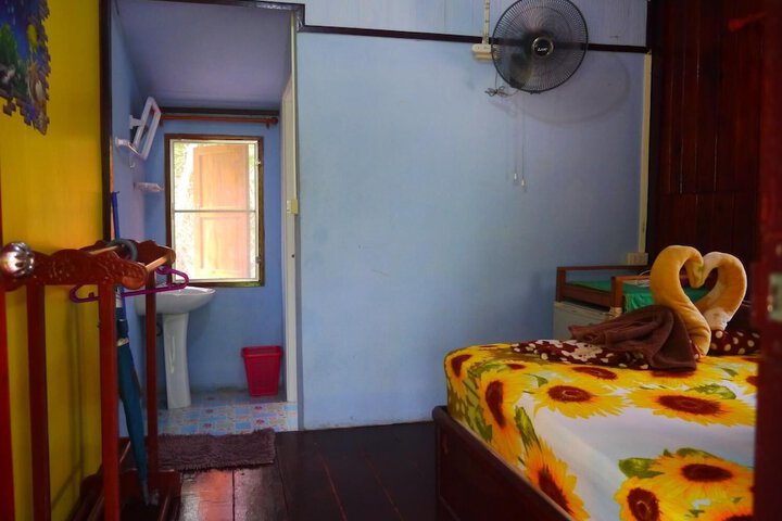 Room 7 of 53