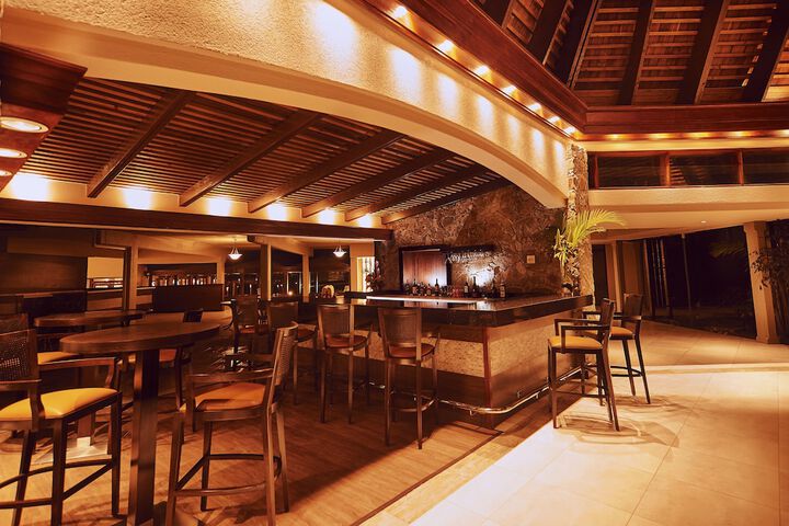 Lounge 46 of 70