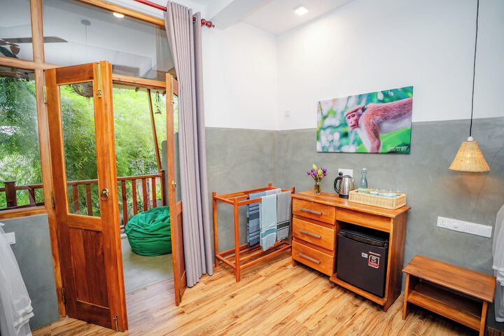 Room 20 of 97