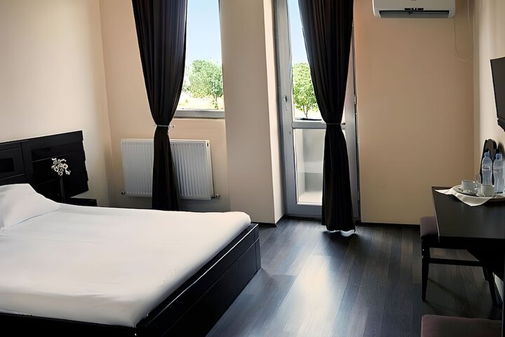 Room 9 of 21