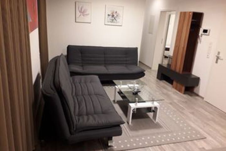Room 33 of 54