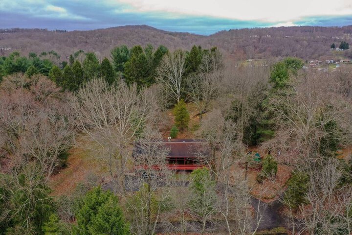 Property Grounds 22 of 27
