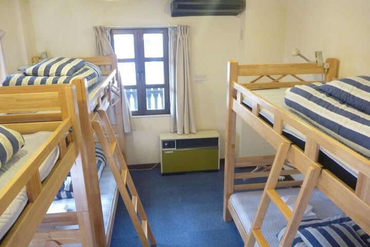 Room 26 of 66