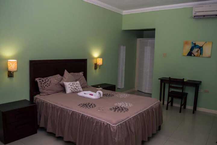 Room 14 of 52