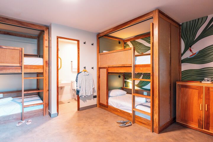 Room 9 of 64