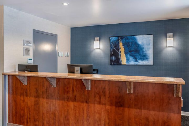 Lobby Photos