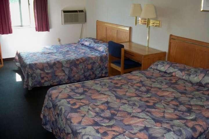 Standard Room, King or Two Doubles (2 of 2)