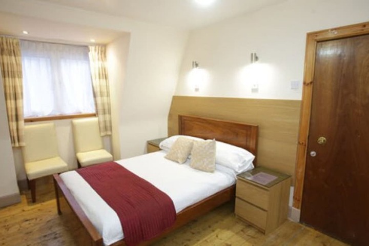 Room 41 of 58