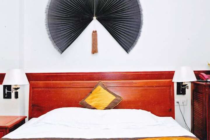 Room 15 of 29