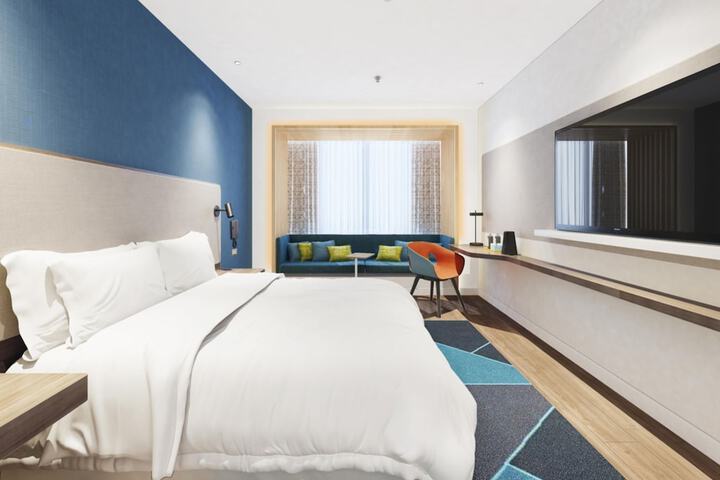 Room 3 of 22