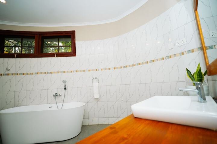 Room 20 of 65