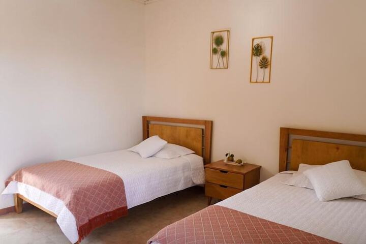 Room 5 of 12