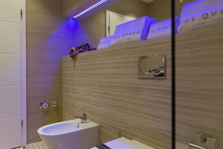 Room 450 of 645
