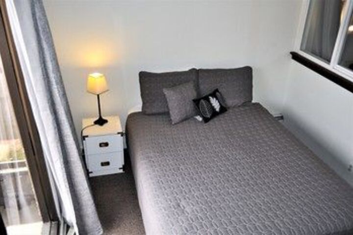 Room 43 of 138