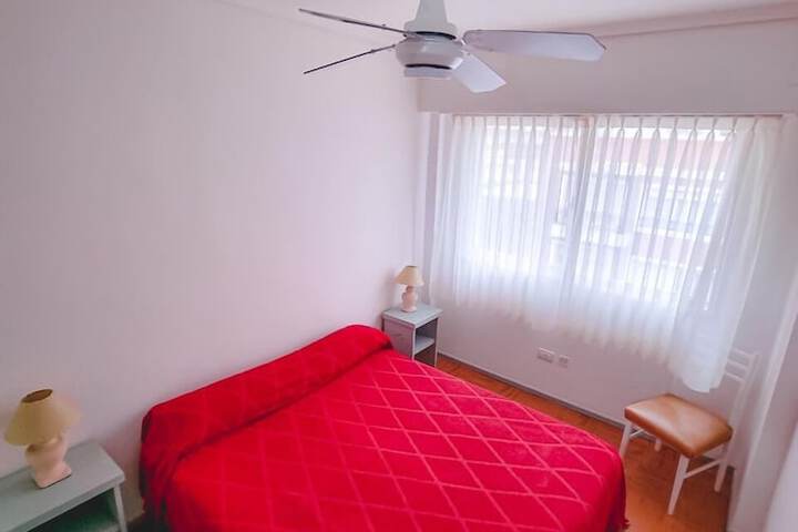 Room 4 of 7