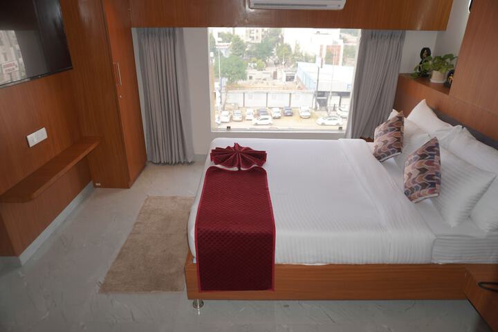 Room 36 of 68
