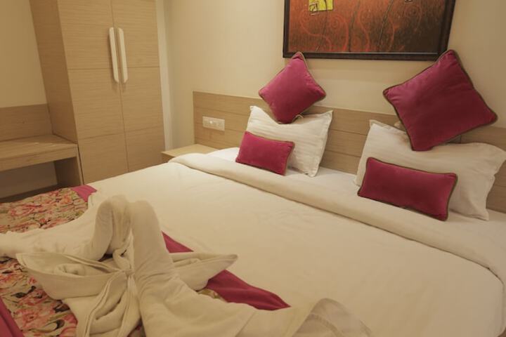 Room 15 of 31
