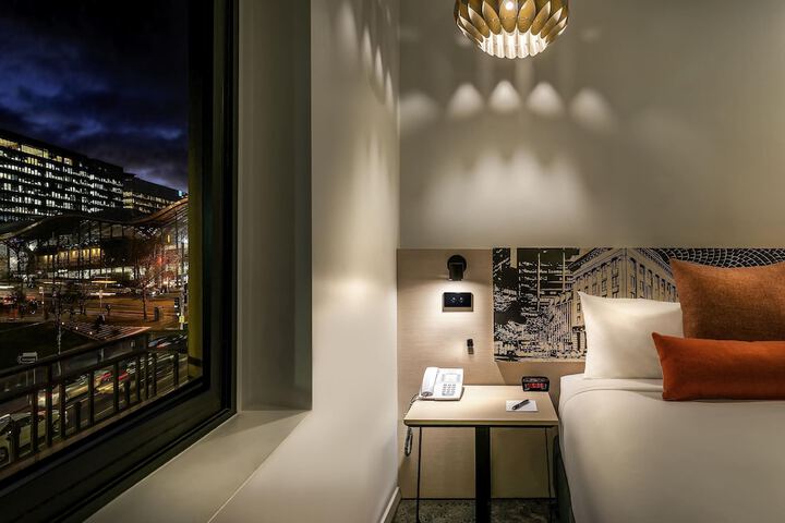 Room 20 of 65