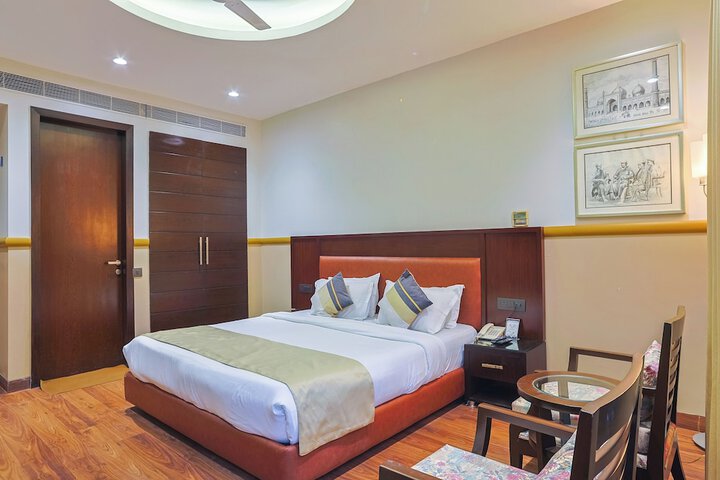 Room 42 of 137